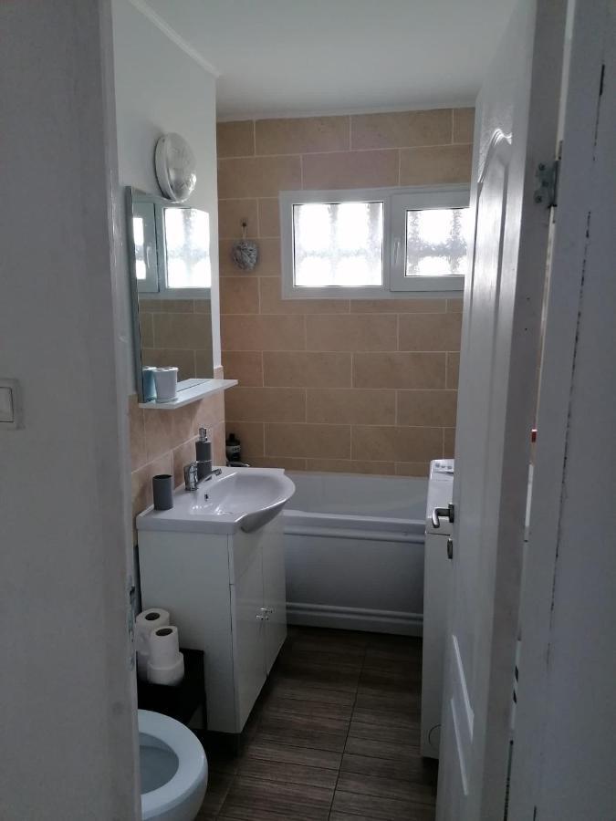 Apartament Alexia Apartman Orsova Kültér fotó