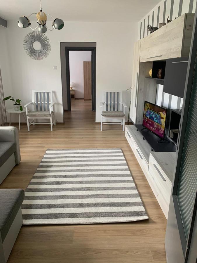 Apartament Alexia Apartman Orsova Kültér fotó